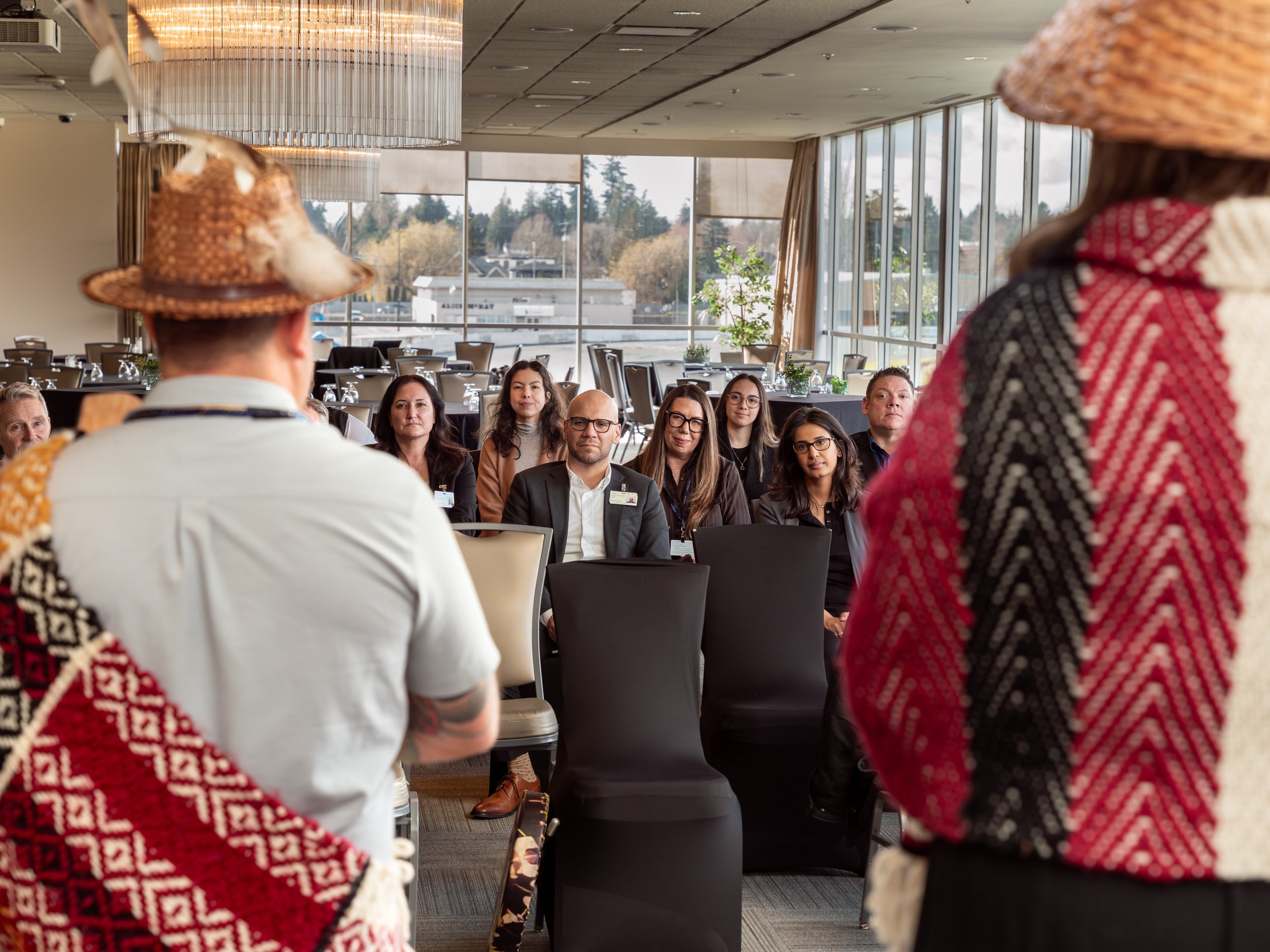 Audience reaction at an organizational event