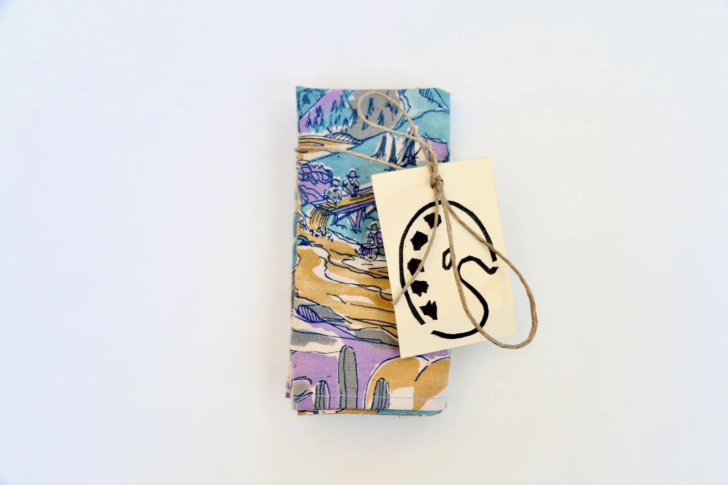 Bookmaking — patterned cloth covers — Detail / alternate view