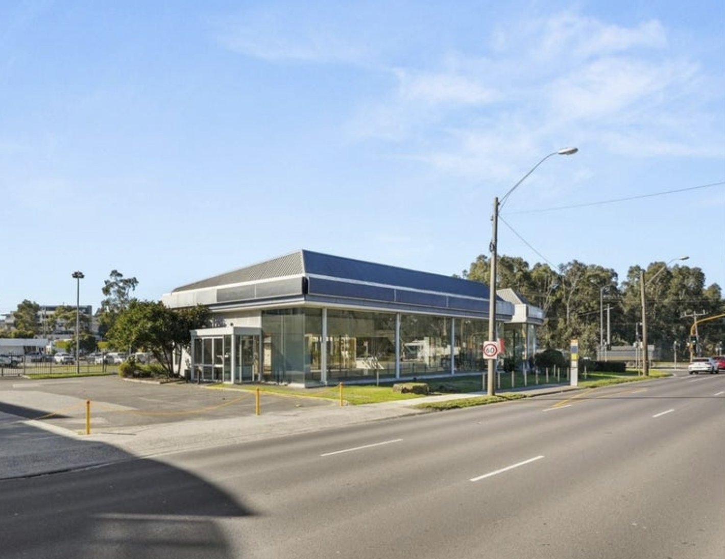 Existing glazed showroom viewed from the street