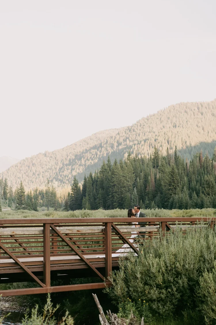 Fall couples portrait session in Utah