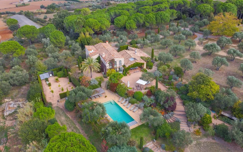 Torre Ronsat estate panorama
