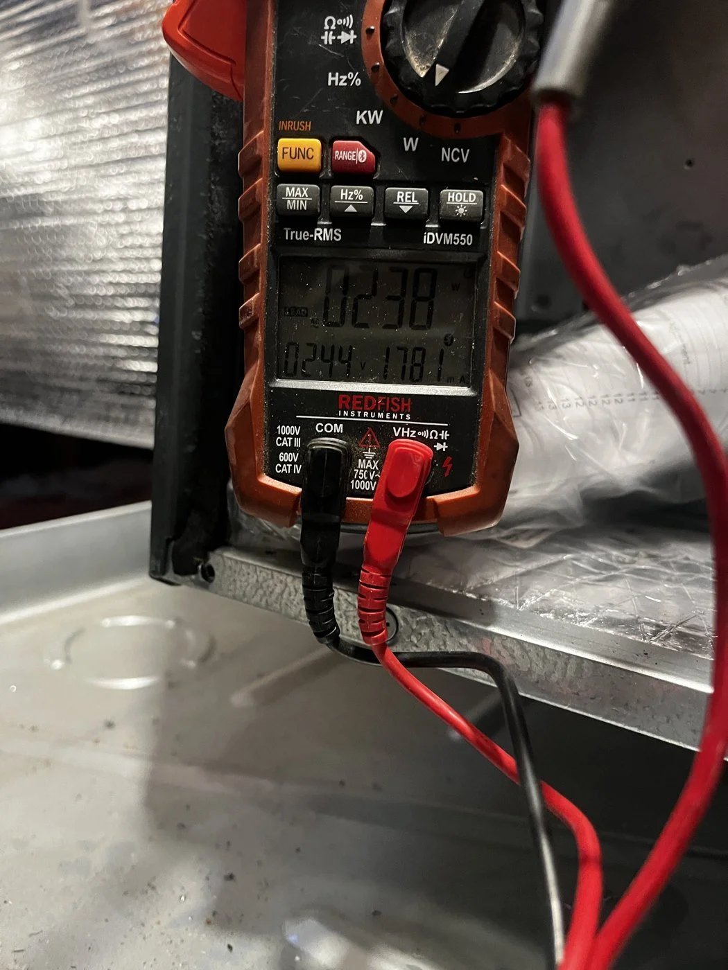Redfish true-RMS meter measuring air handler power