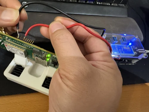 Bench verification of power pins