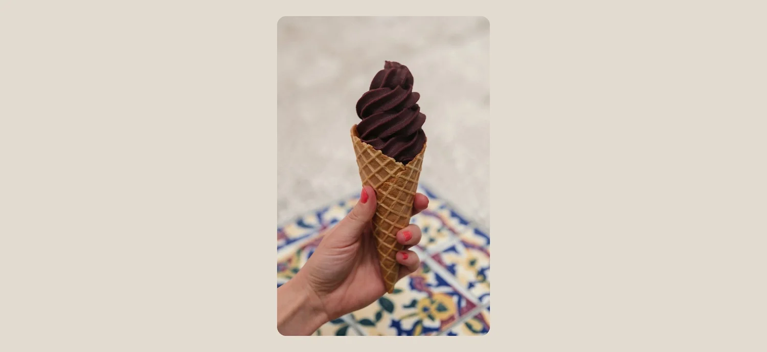 Açaí softis i vaffelkjeks