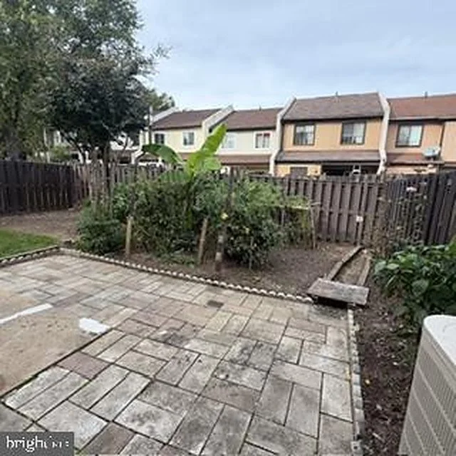 1318 Wexford Ct photo 5