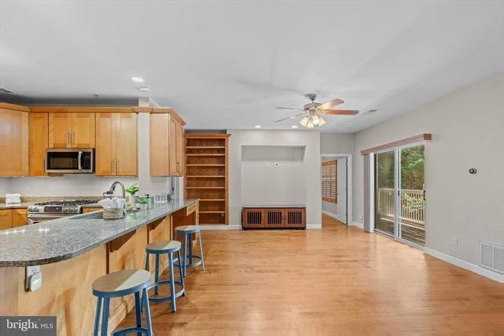 1701 Lake Shore Crest Dr #21 photo 4