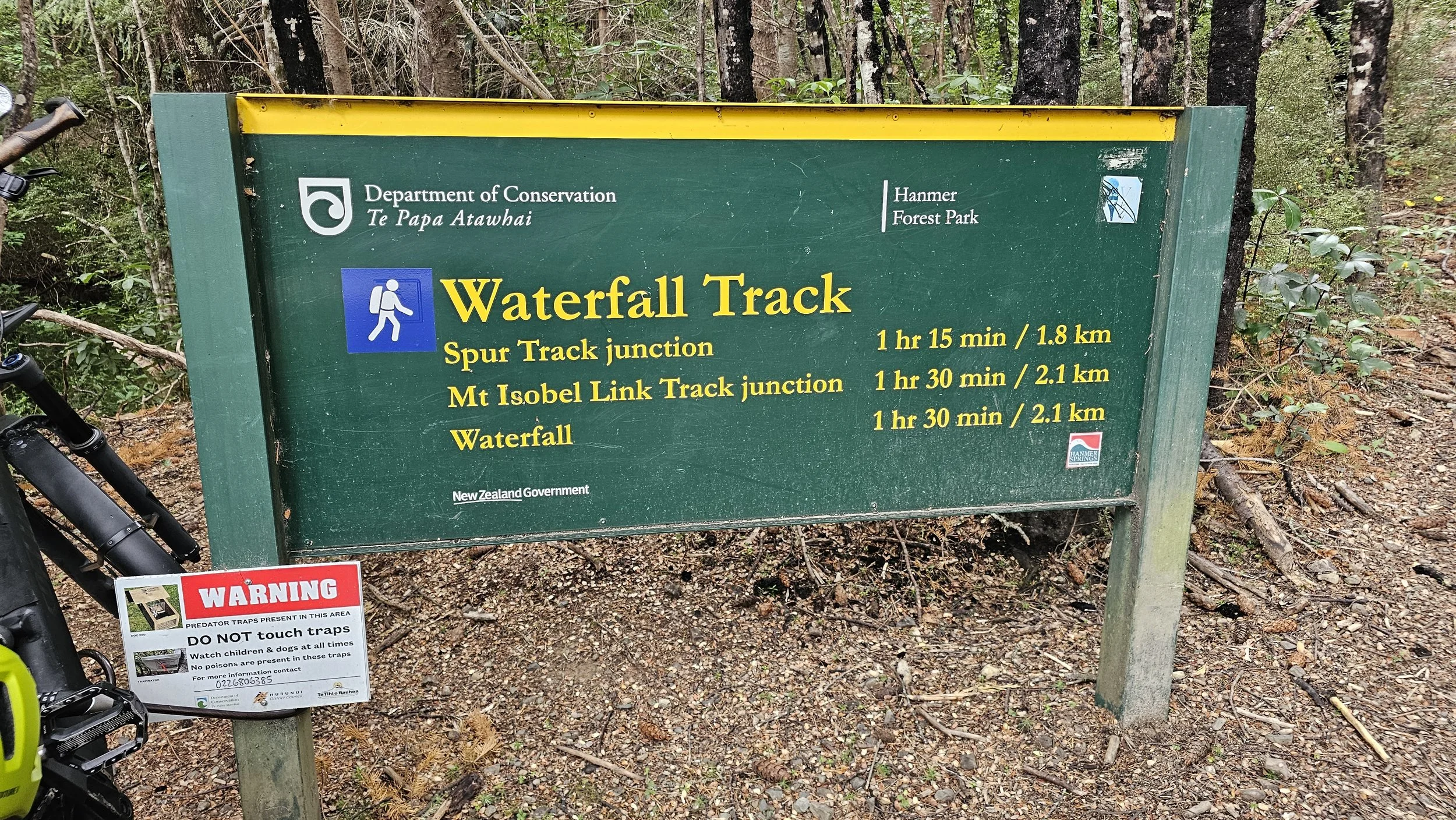 Dog Stream Waterfall Track sign in Hanmer Forest Park