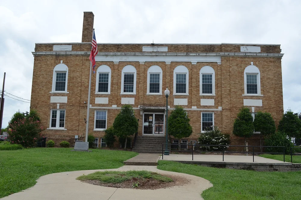Hickman County Courthouse in Centerville, Tennessee