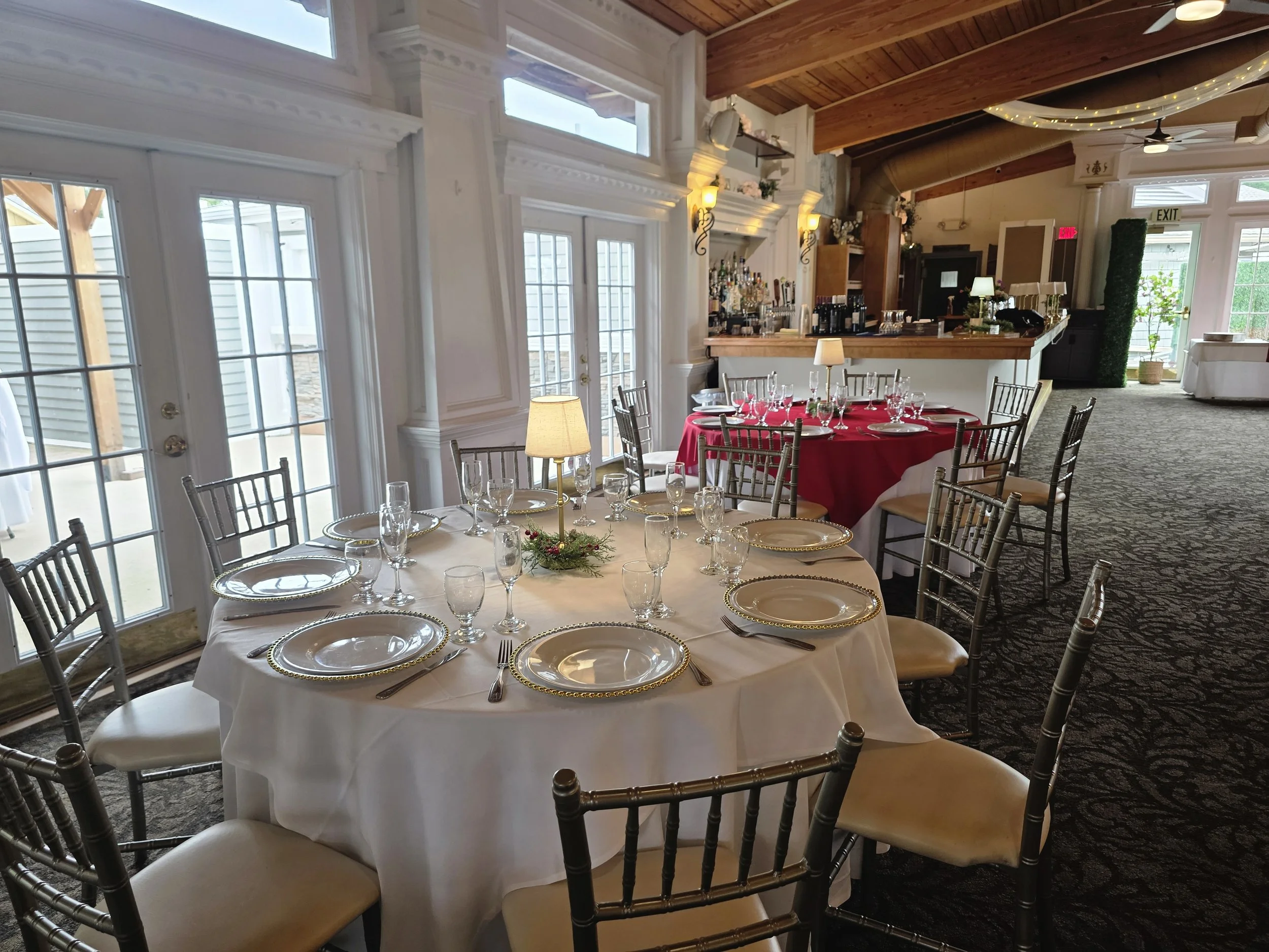 Festive red and white BellaVista tables
